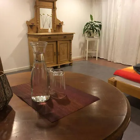 Hollys * Bækmarksbro